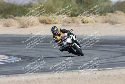 media/Nov-16-2025-Race Pace (Sun) [[8c5fa54630]]/Non Verified Riders (1st 20 Minutes)/2-Turn 10 (1010am)/